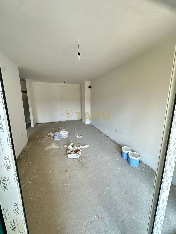 🏡 Vendesi in vendita 2+1+2 – Xhamllik, Complesso “Mirabella”