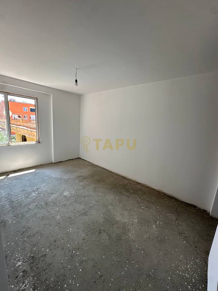 🏡 Vendesi in vendita 2+1+2 – Xhamllik, Complesso “Mirabella”