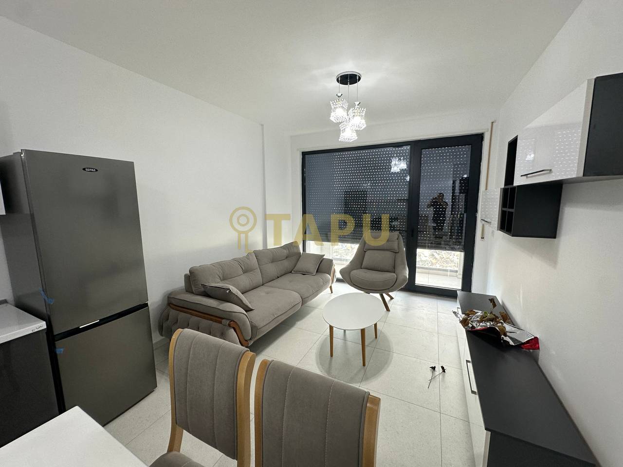 🏡 Apartament 1+1 me Qira – Ish Dogana, Rezidenca Tirana Akses (450€ me post parkimi)