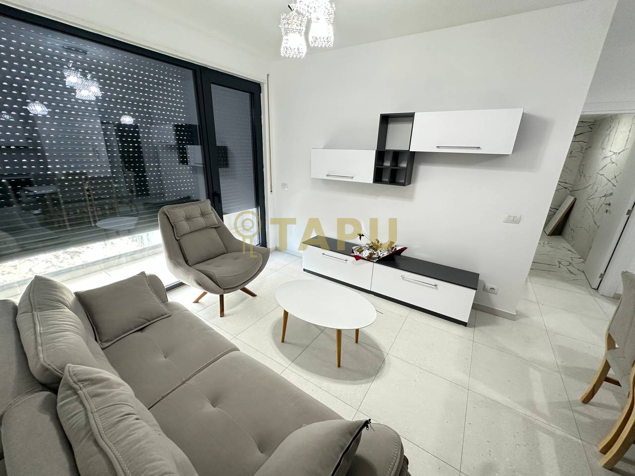 🏡 Apartament 1+1 me Qira – Ish Dogana, Rezidenca Tirana Akses (450€ me post parkimi)