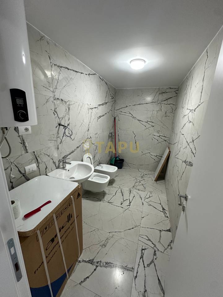 🏡 Apartament 1+1 me Qira – Ish Dogana, Rezidenca Tirana Akses (450€ me post parkimi)