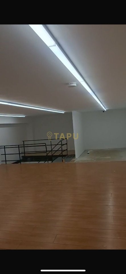 Affittasi Negozio Duplex Via Islam Alla !