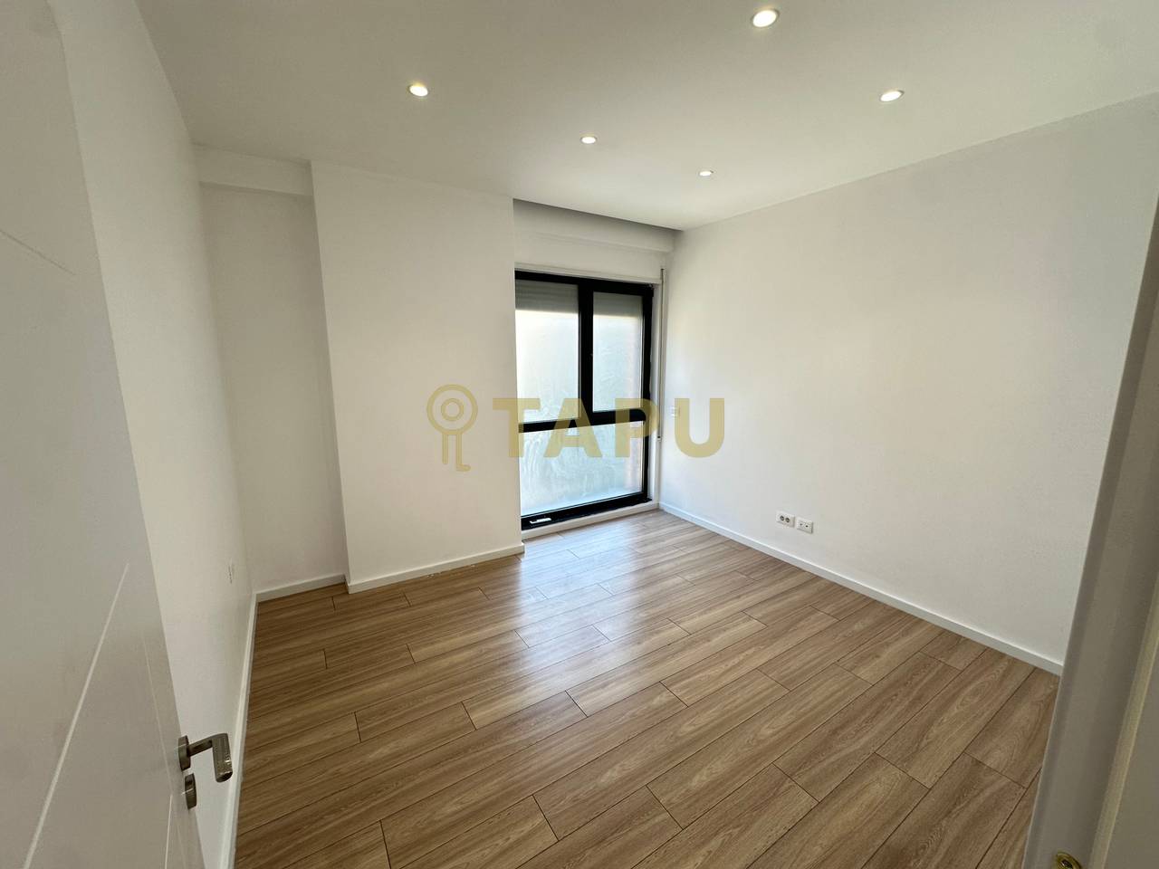🏢 3+1+2 Space for Rent – Ideal for Offices, Clinic or Various Businesses