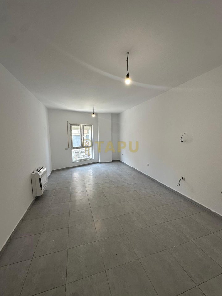 For Rent 2+1 Space For Office Or Residence near Barrikadave Street !