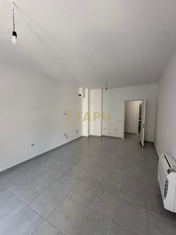 For Rent 2+1 Space For Office Or Residence near Barrikadave Street !