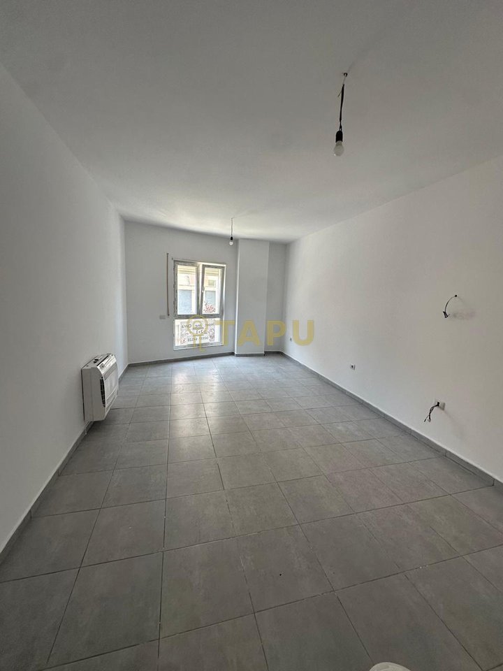 For Rent 2+1 Space For Office Or Residence near Barrikadave Street !