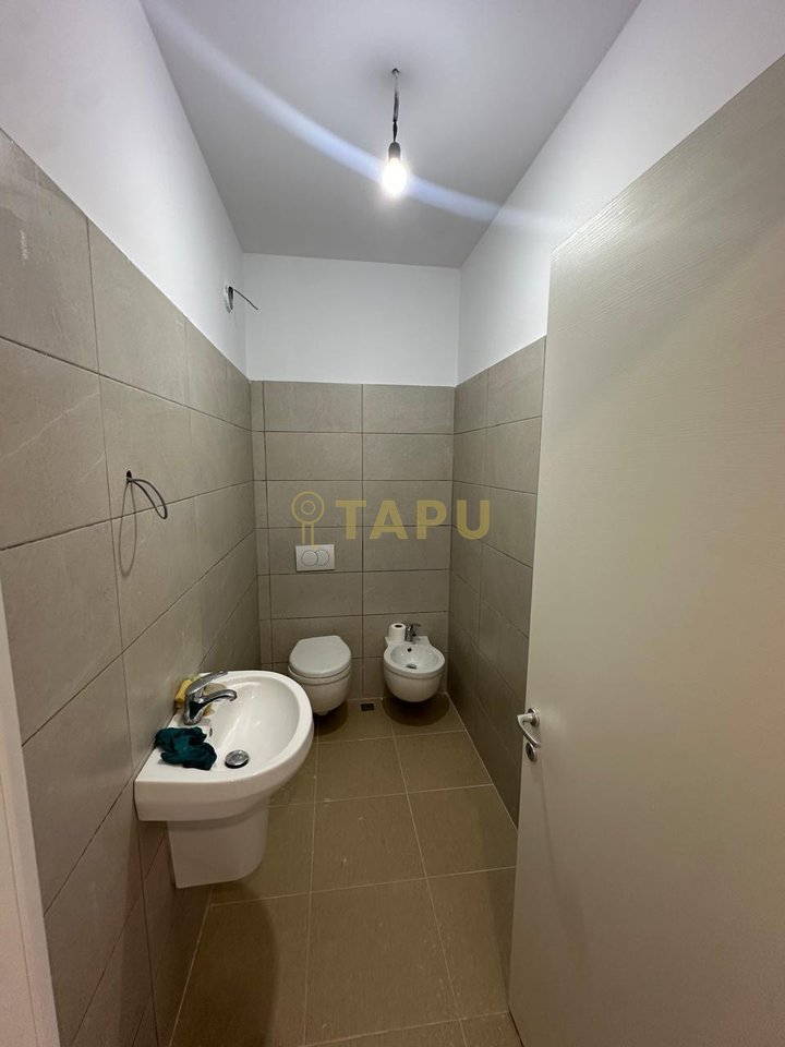 For Rent 2+1 Space For Office Or Residence near Barrikadave Street !