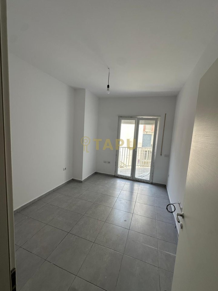 For Rent 2+1 Space For Office Or Residence near Barrikadave Street !