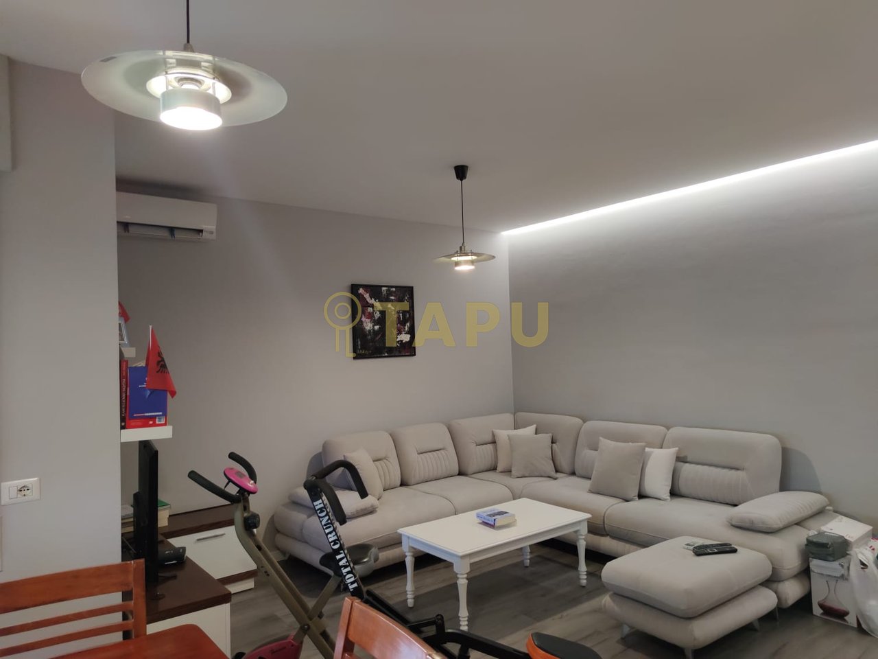 JEPET ME QIRA APARTAMENT 1+1 – QENDRA KRISTAL-KOMUNA E PARISIT.