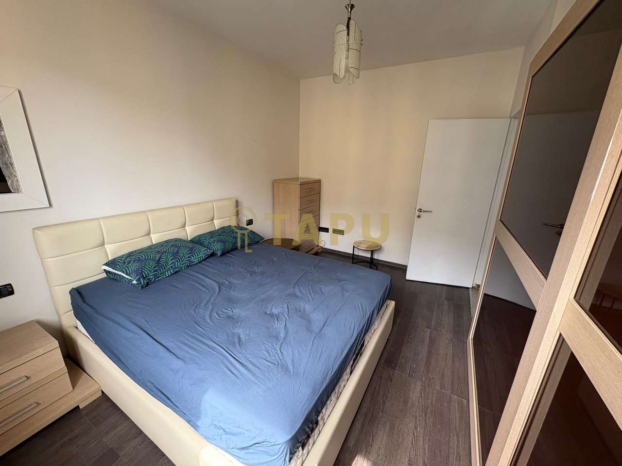 Apartament 2+1 me qira – Rruga e Elbasanit, pranë Shkollës së Baletit ✨  65,000 leke