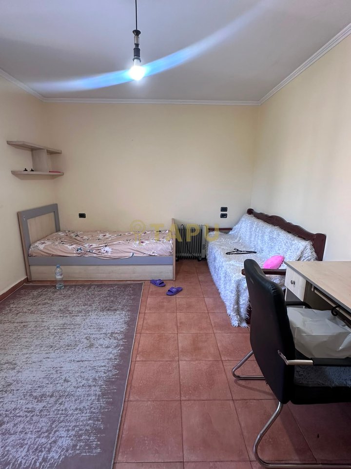 🏡 Jepet me Qira Apartament 2+1 – Tek 21 Dhjetori ! 60,000 lek !