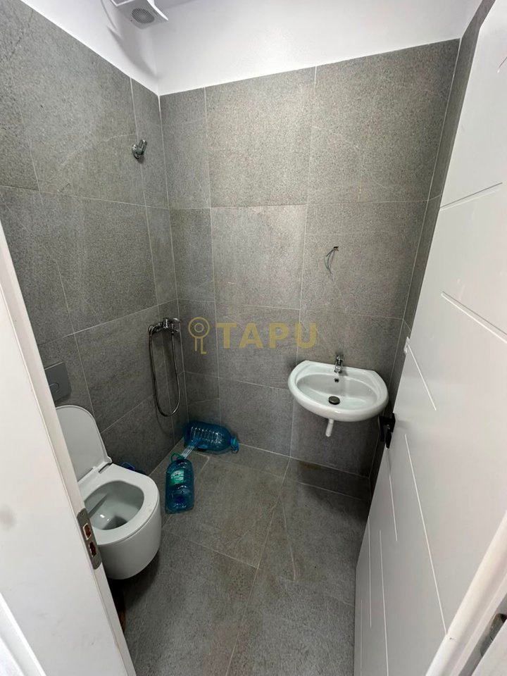 WT Titolo148 Appartamento 2+1+2 in affitto per Ufficio o Clinica – Medrese, Complesso Arlis (vicino Farmacia 10) ✨ 70,000 lek