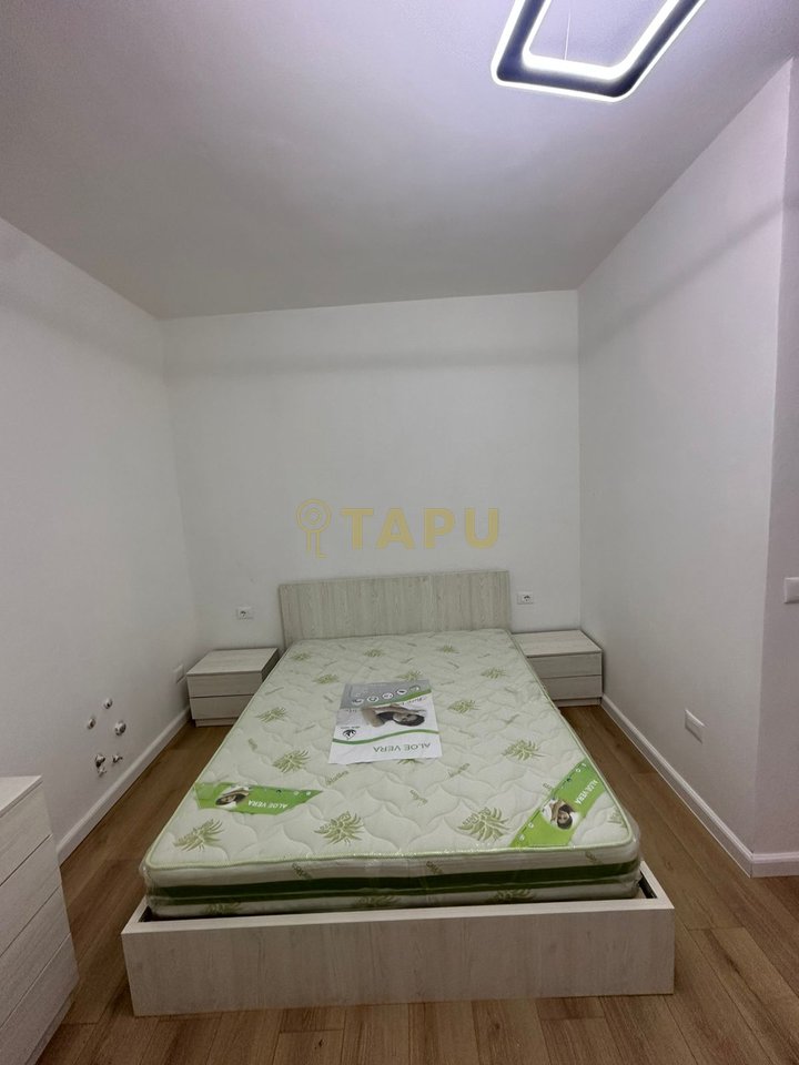 🏡 Appartamento 1+1 in Affitto – Via Pjetër Budi, vicino ai Depositi d'Acqua (sopra la Città degli Studenti)