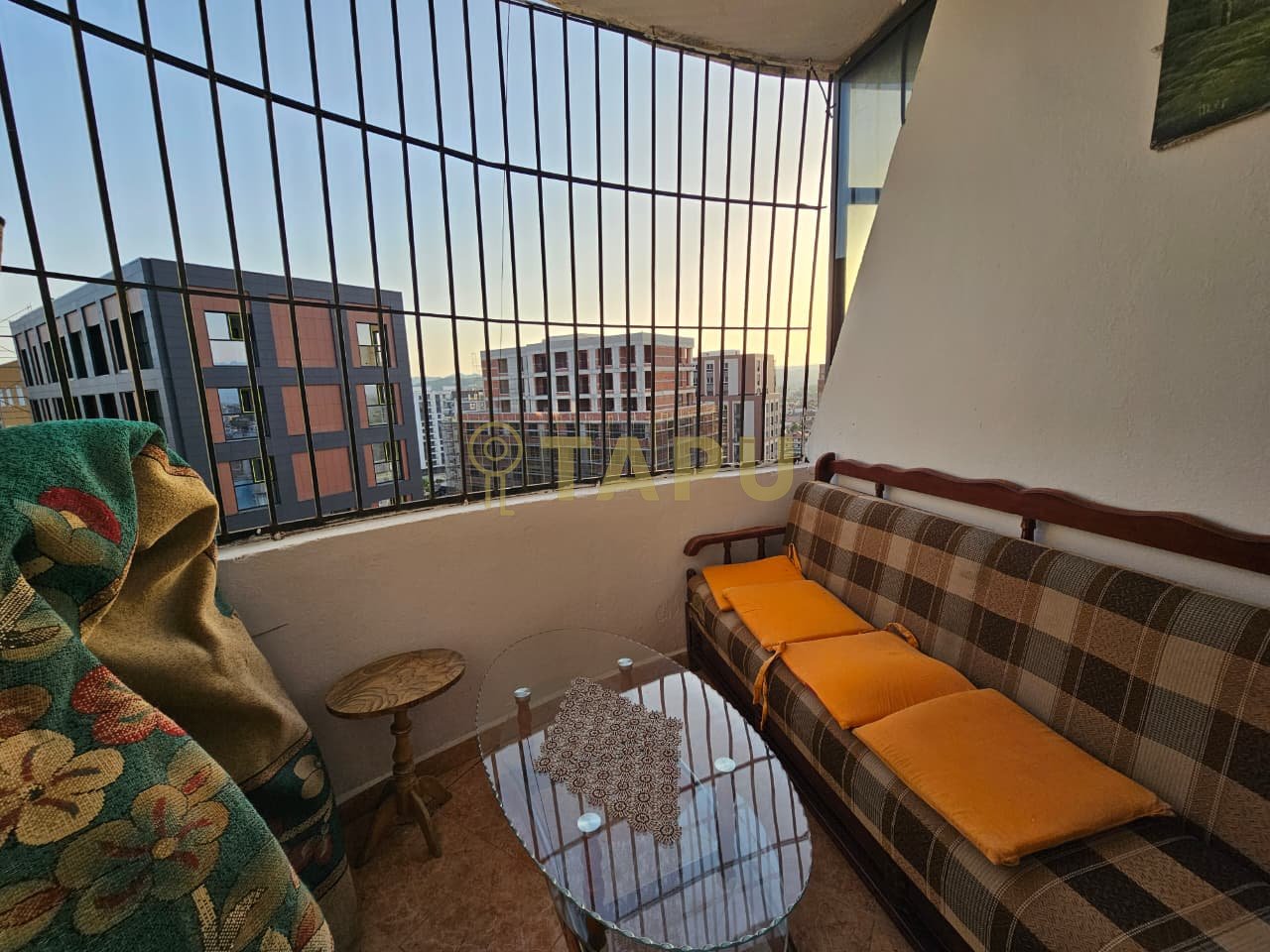 Apartment 2+1 for rent – Hawaii Palace, Laprakë