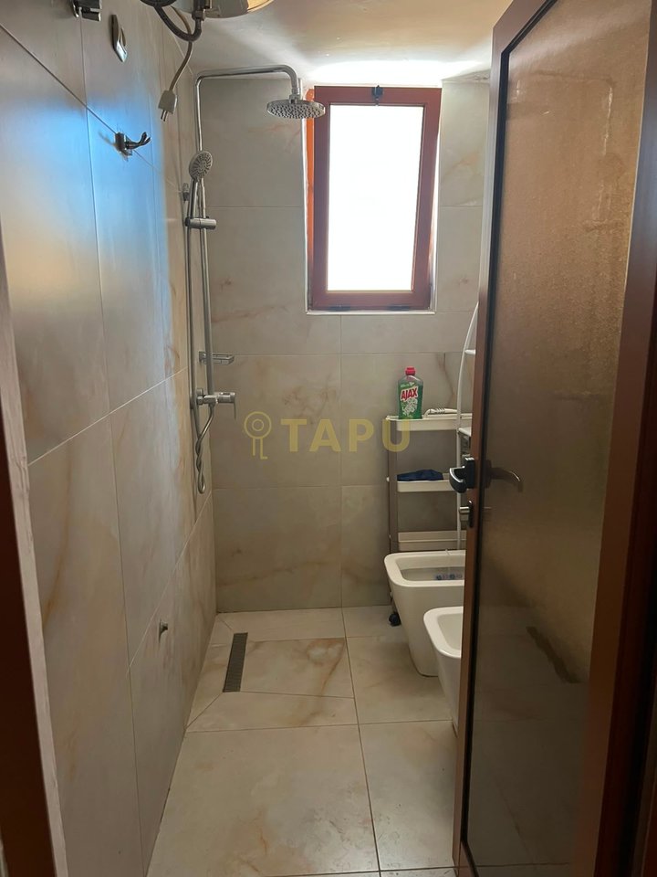 Apartment 2+1 for rent – 5 May Market, Tirana