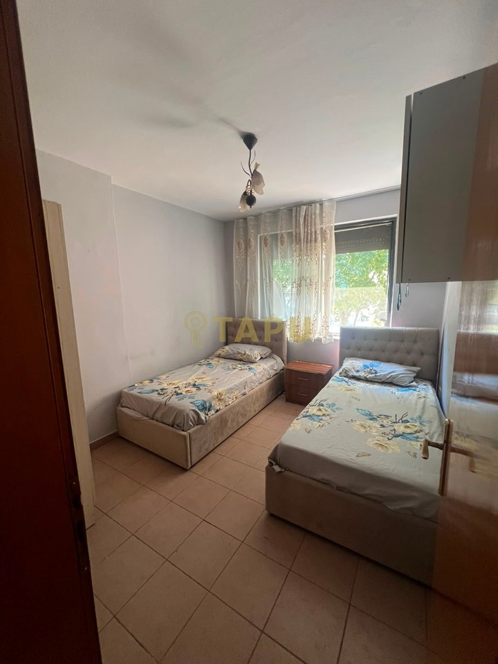 Apartment 2+1 for rent – 5 May Market, Tirana