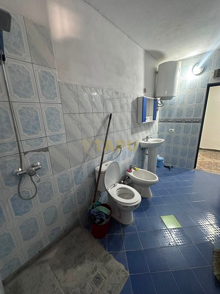 🏡 Apartament 2+1 me qira – Ish Parku i Autobuzave