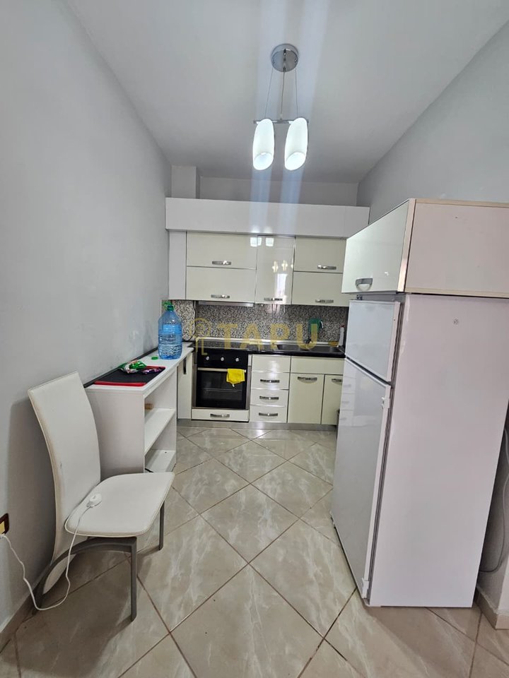🏡 Jepet me Qira Apartament 1+1 – Astir, Bulevardi Migjeni
