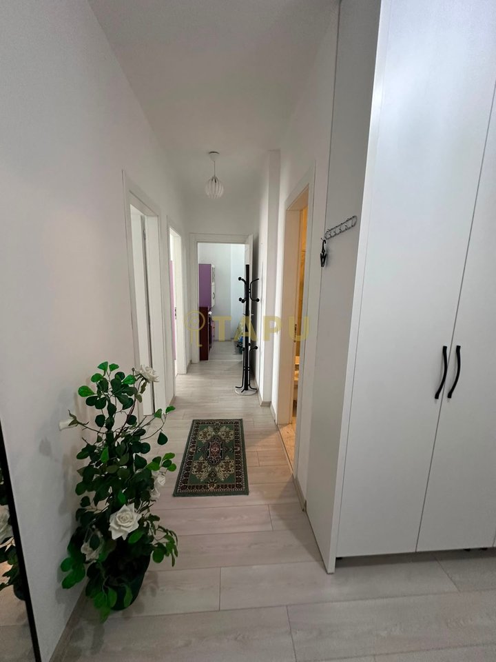 🏡 Apartament 3+1 me qira + Post Parkimi – Kinostudio