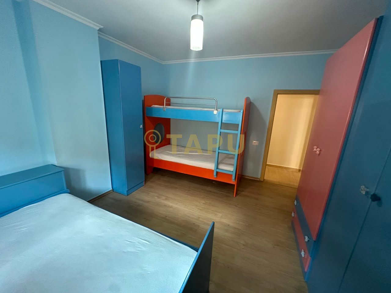 🏡 Apartament 2+1 me qira – Komuna e Parisit, pranë German Computer