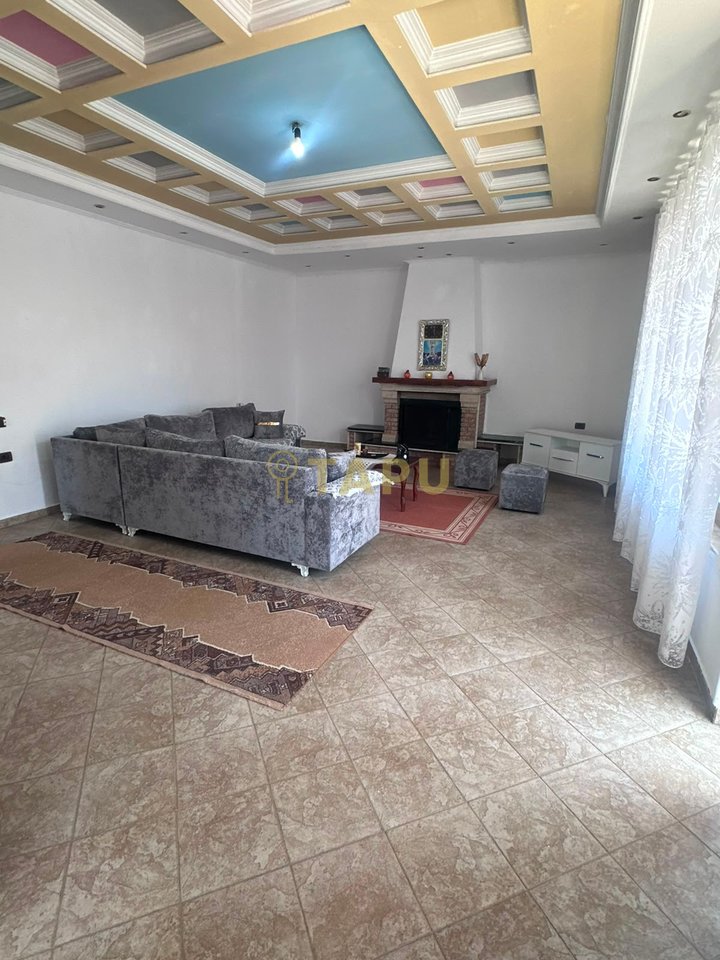 🏡 Apartament 2+1 me qira – Përballë Kompleksit Delijorgji