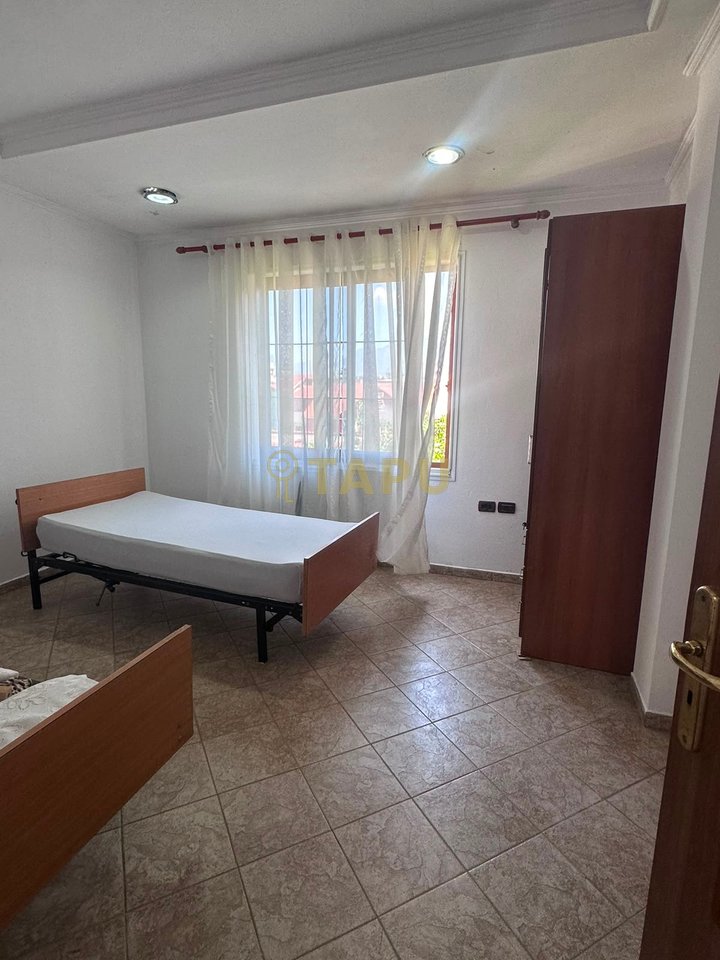 🏡 Apartament 2+1 me qira – Përballë Kompleksit Delijorgji