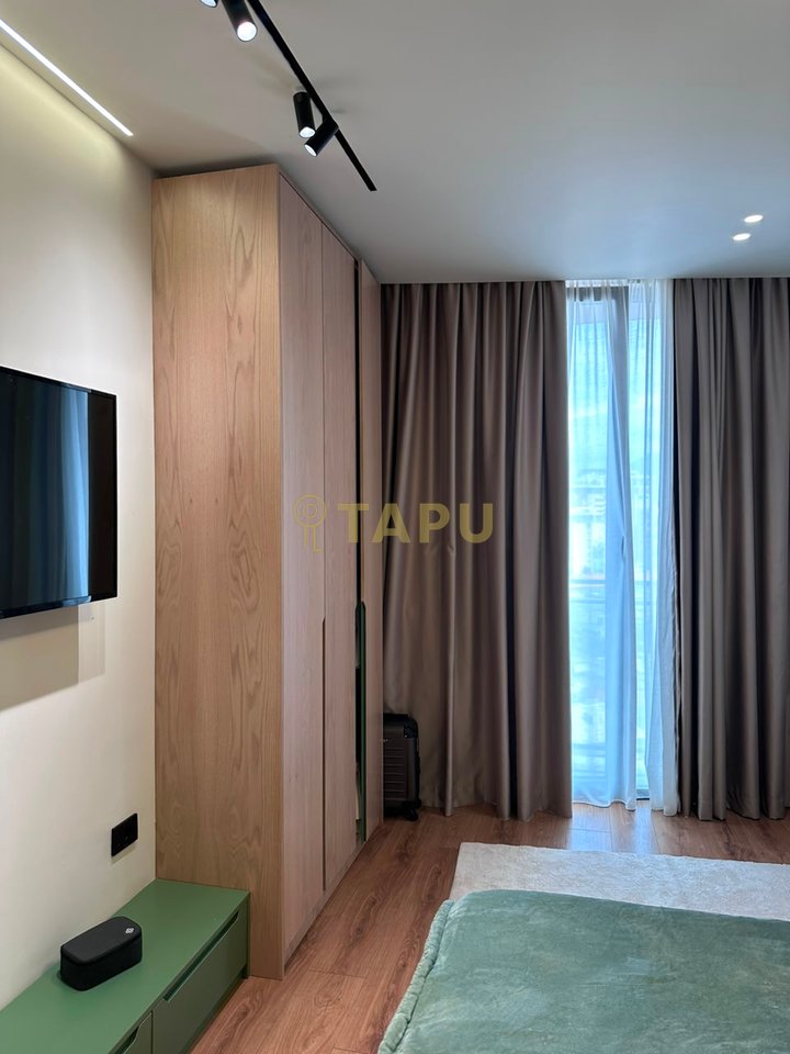 🏙️ Jepet me Qira Apartament Luksoz 1+1 tek Golden Tower, Mine Peza!
