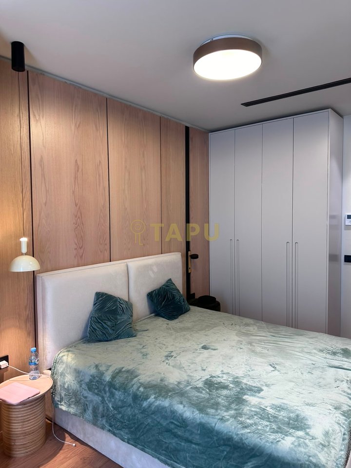 🏙️ Jepet me Qira Apartament Luksoz 1+1 tek Golden Tower, Mine Peza!