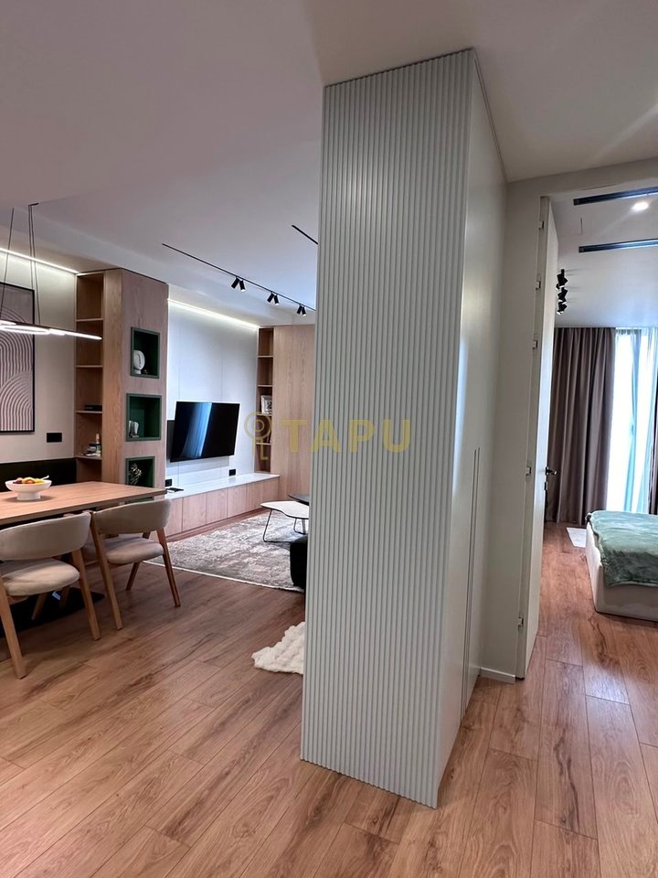 🏙️ Jepet me Qira Apartament Luksoz 1+1 tek Golden Tower, Mine Peza!