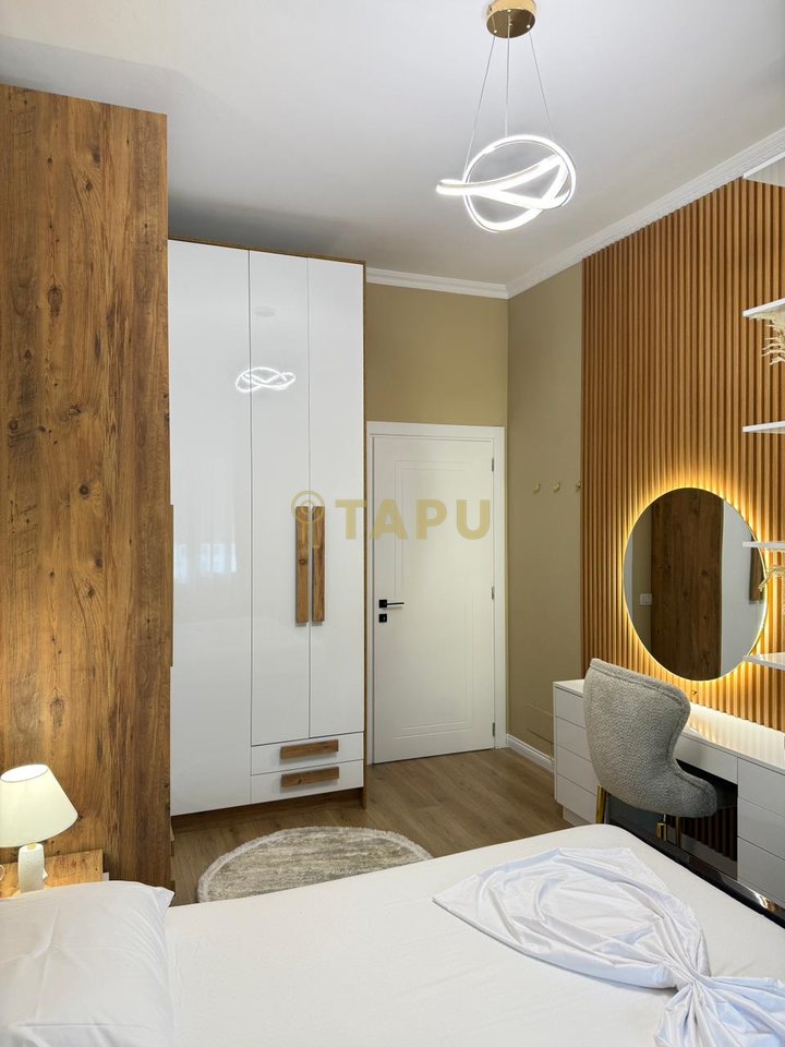 🏠 JEPET ME QIRA — Apartament 1+1 + Post Parking  tek Kopshti Botanik!