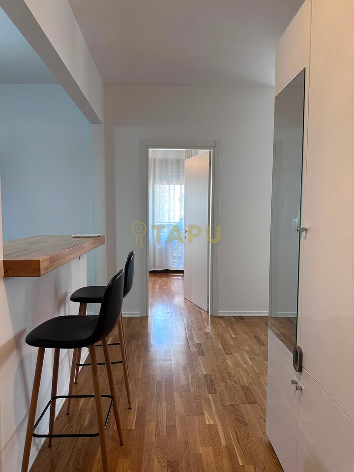For Rent 2+1 Apartment + Parking Space on Barricades Street, Center