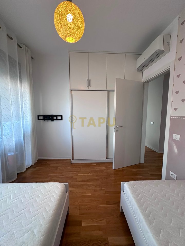 For Rent 2+1 Apartment + Parking Space on Barricades Street, Center