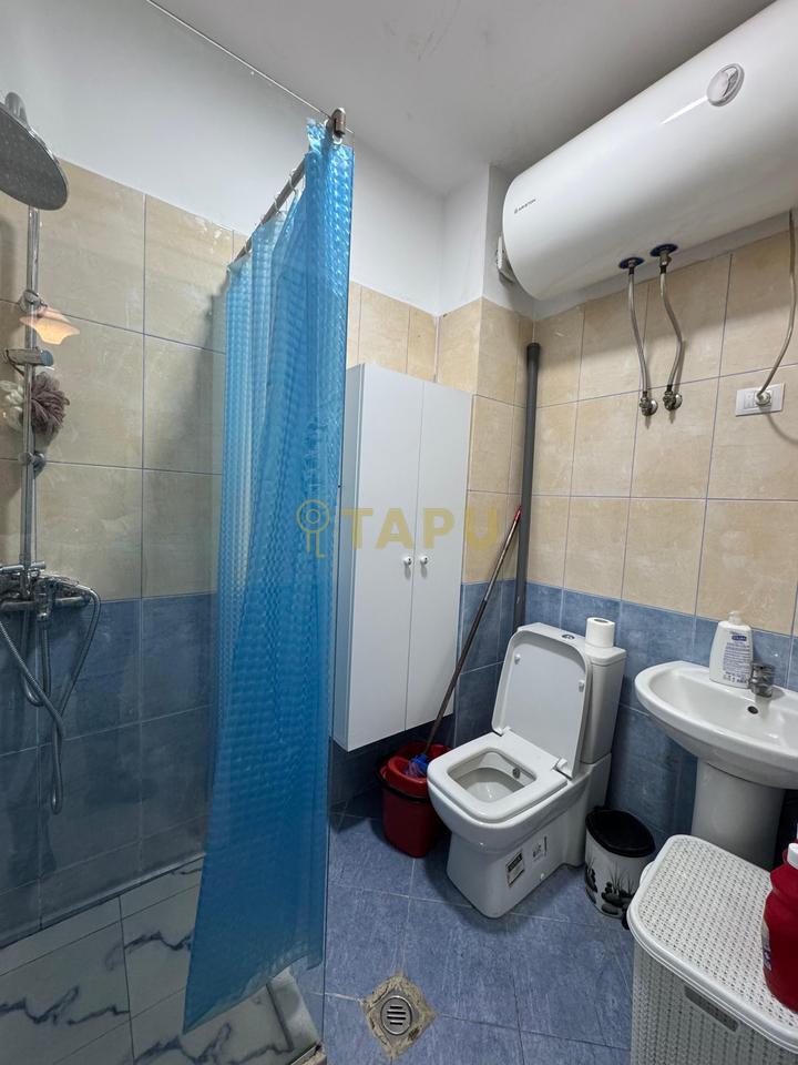 Jepet me qera apartament 1+1 pranë Casa Italia, tek Terminali i Veriut!