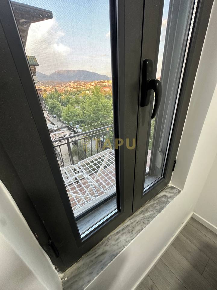 🏡 Appartamento in Affitto in Villa – 3° Piano