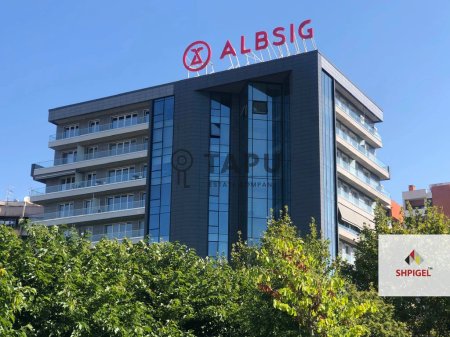 Jepet me Qira Apartament/Zyrë 2+1+2 – Qendra Komerciale Turdiu (Qendër)