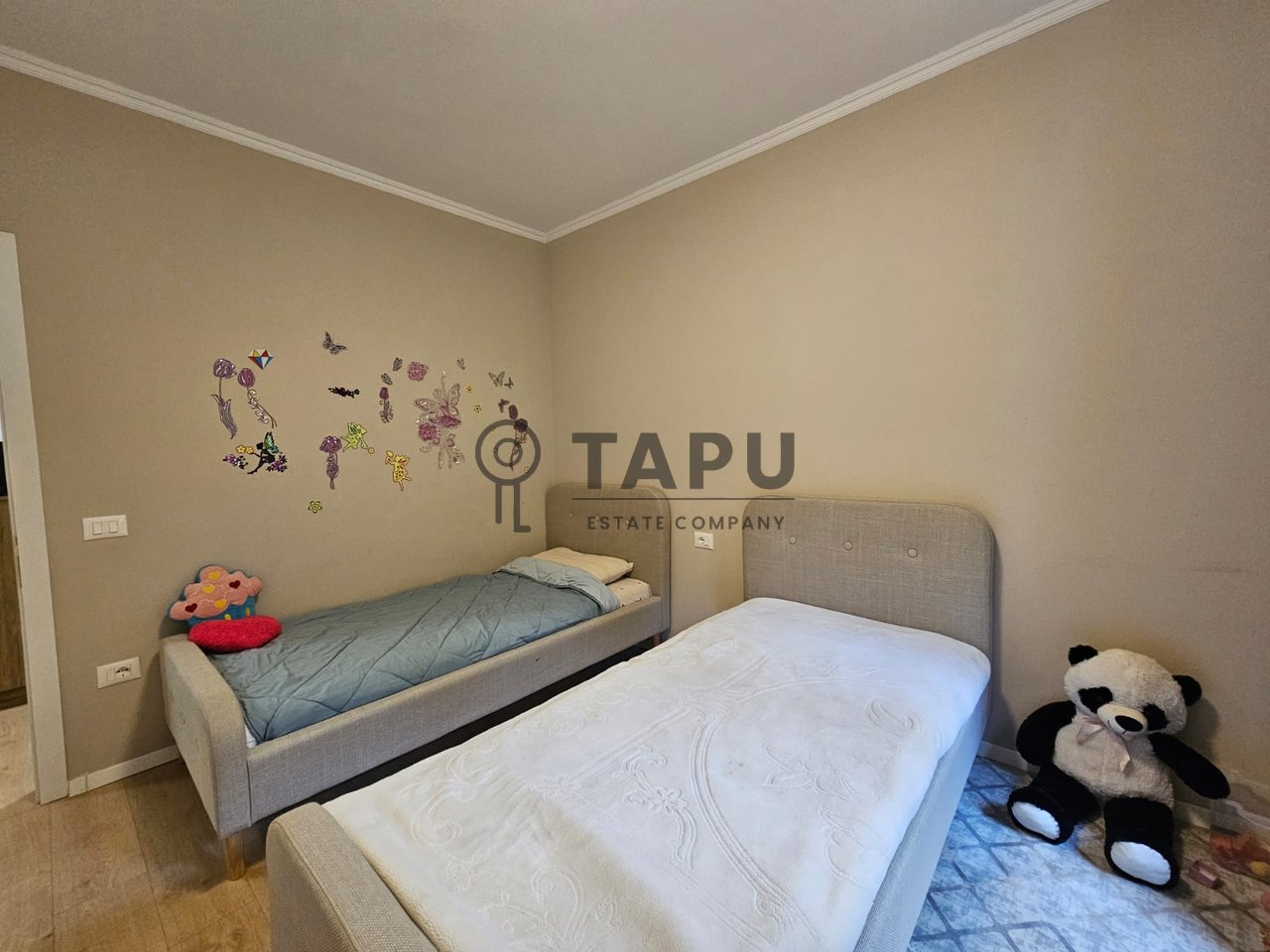 Vendesi 2+1+2 in vendita vicino al Giardino Botanico (disponibile anche con finanziamento)