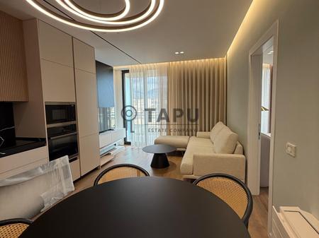 Viene dato in affitto 2+1 presso "Golden Tower" Mine Peza!