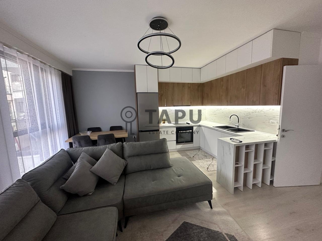 SHITET 2+1 APARTAMENT TEK ISH FUSHA E AVIACIONIT  (Garden Residence Turdiu.)