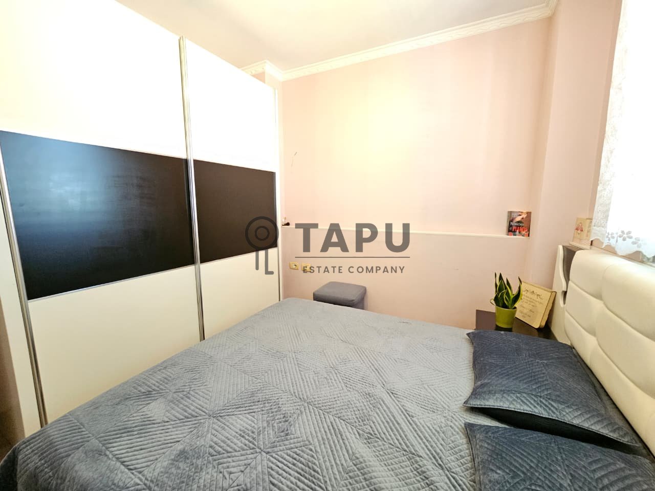 SHITET APARTAMENT 2+1 – ISH FUSHA E AVIACIONIT (JEPET ME KREDI)