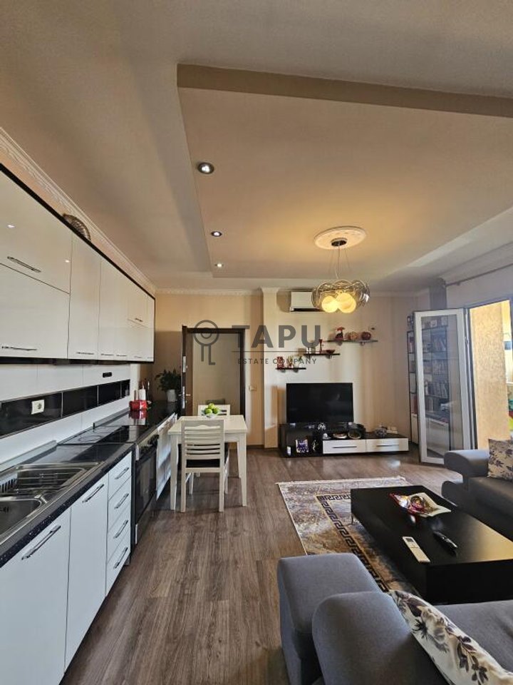 SHITET APARTAMENT 2+1 – ISH FUSHA E AVIACIONIT (JEPET ME KREDI)