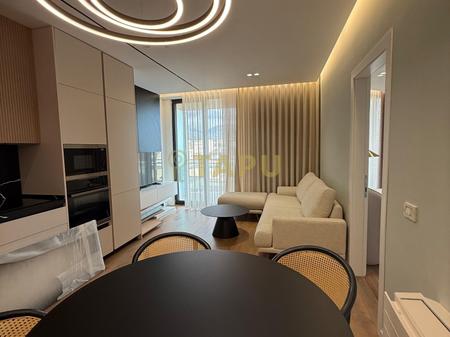 In affitto Appartamento 2+1 Moderno e Lussuoso

📍 Posizione: Vicino a Golden Tower, Via Mine Peza