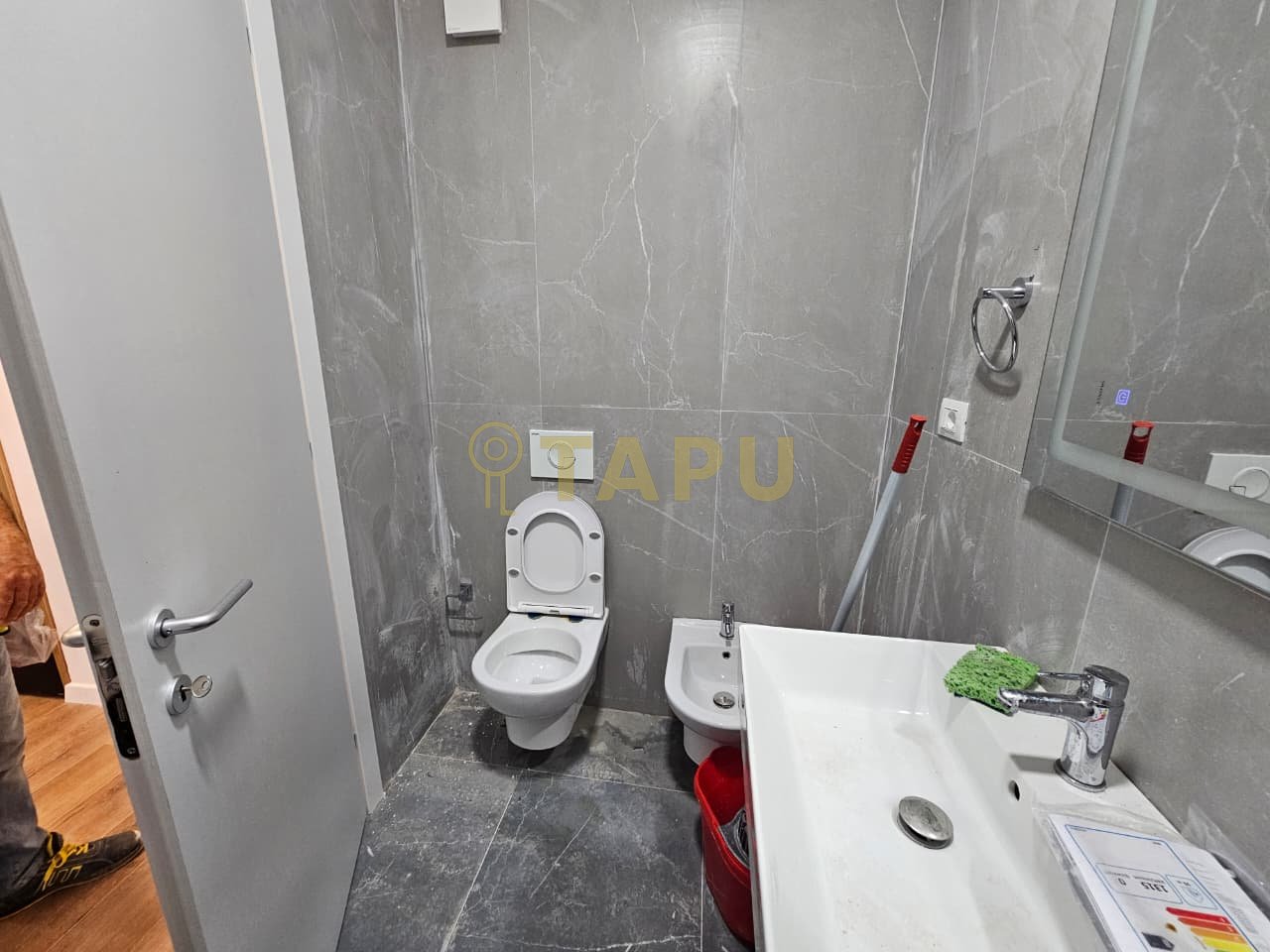 🏡 Jepet me qera apartament 1+1 tek Univers City