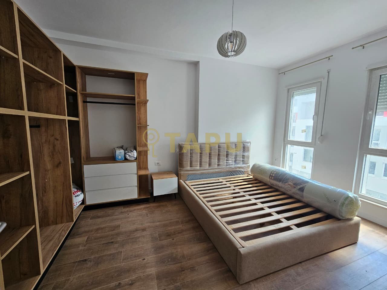 🏡 Jepet me qera apartament 1+1 tek Univers City