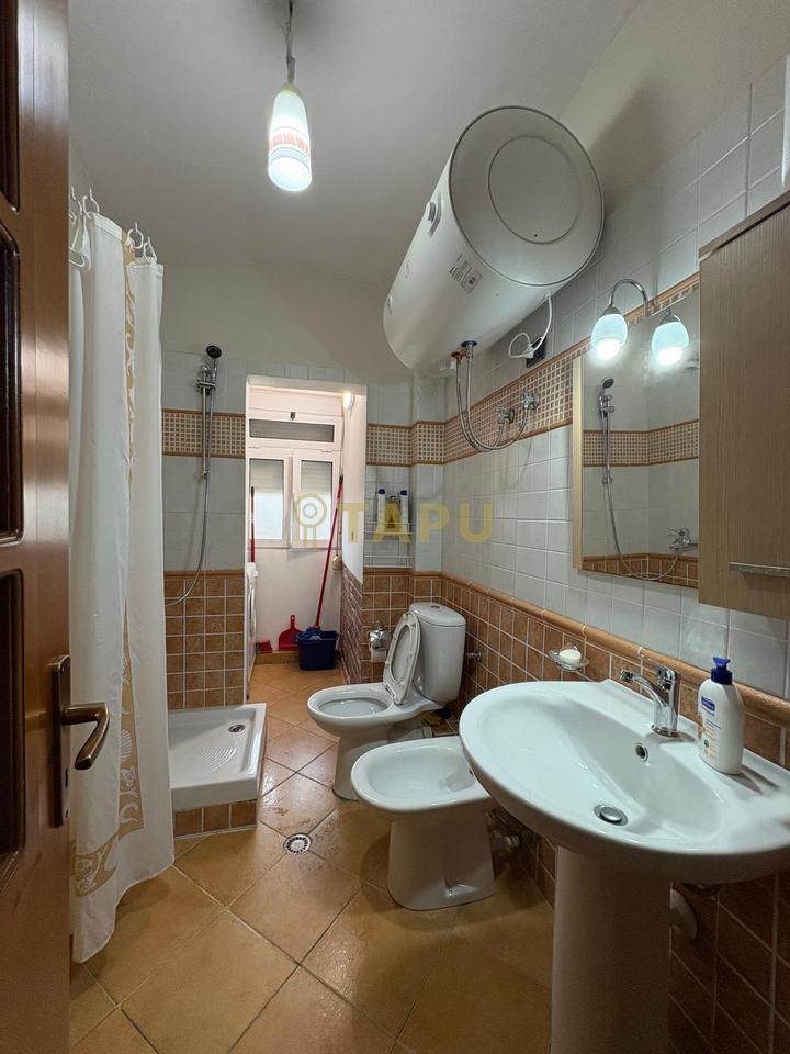 Jepet apartament 1+1 me qera Laprak !