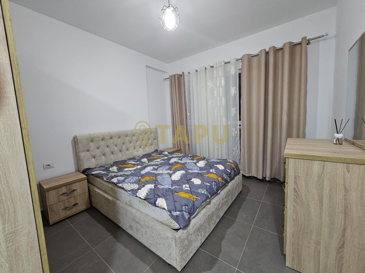 🏡 JEPET ME QIRA | APARTAMENT 2+1 + POST PARKIMI – UNIVERS CITY
