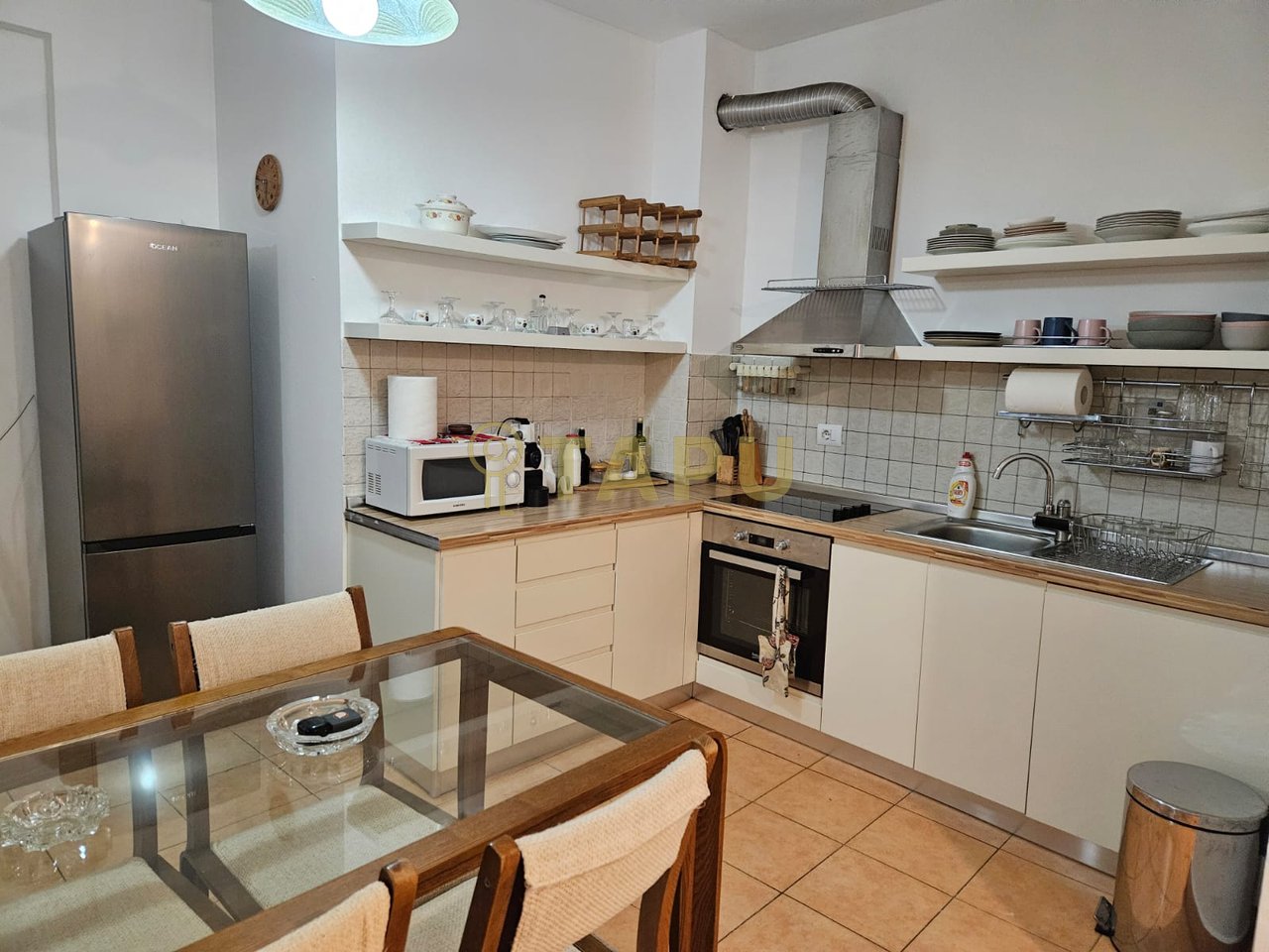 🏡 IN AFFITTO | APPARTAMENTO 2+1 – VIA KAVAJËS