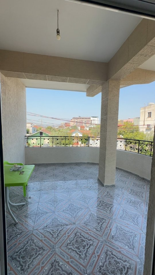 🏡 JEPET ME QIRA APARTAMENT 2+1 + PARKIM – ISH SHESHI SHQIPONJA