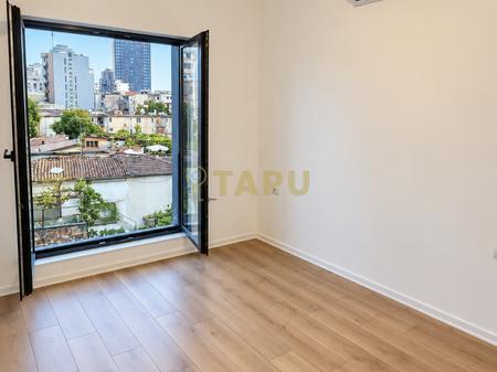🏢 LOCALE IN AFFITTO – CENTRO, VIA DELLE BARRICATE