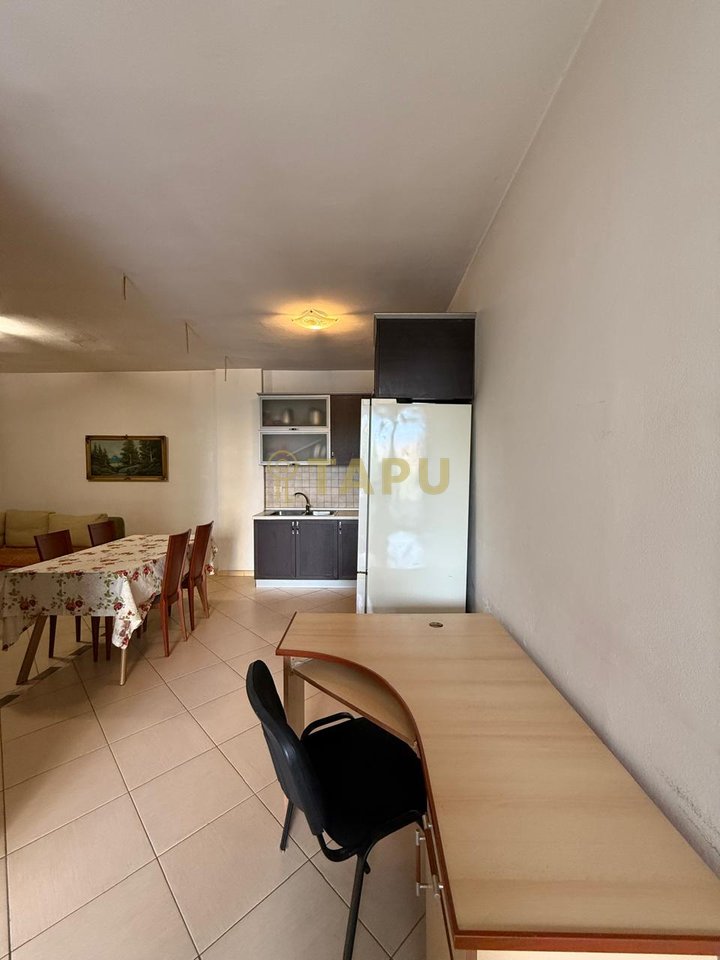 🏡 JEPET ME QIRA APARTAMENT 2+1 + ANEKS + BALLKON – SELVIA, QENDËR