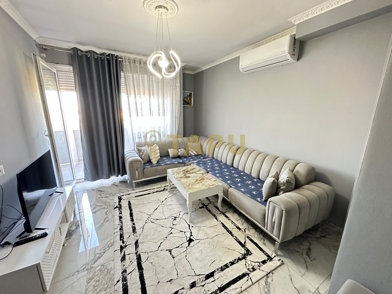 🏡 JEPET ME QIRA APARTAMENT 2+1 – PRANË UNIVERSITETIT TË MJEKËSISË